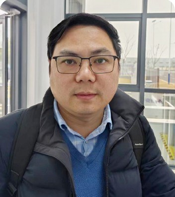 石成铭